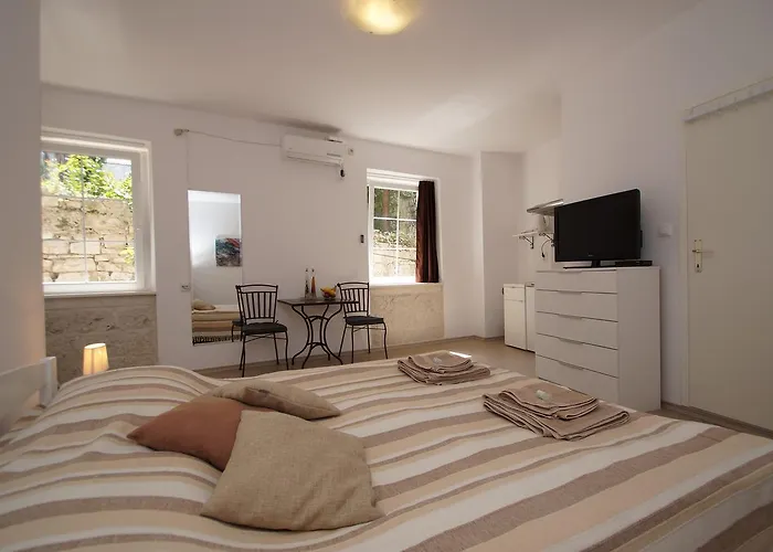 White House Apartman *