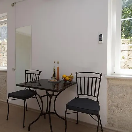 Apartman White House *