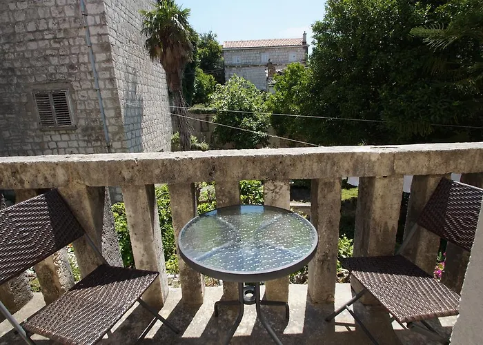 Apartament White House