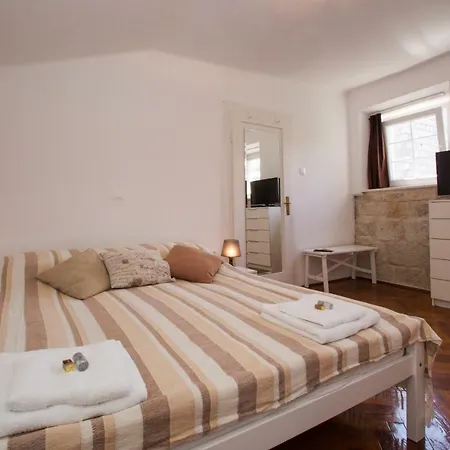 White House Apartment